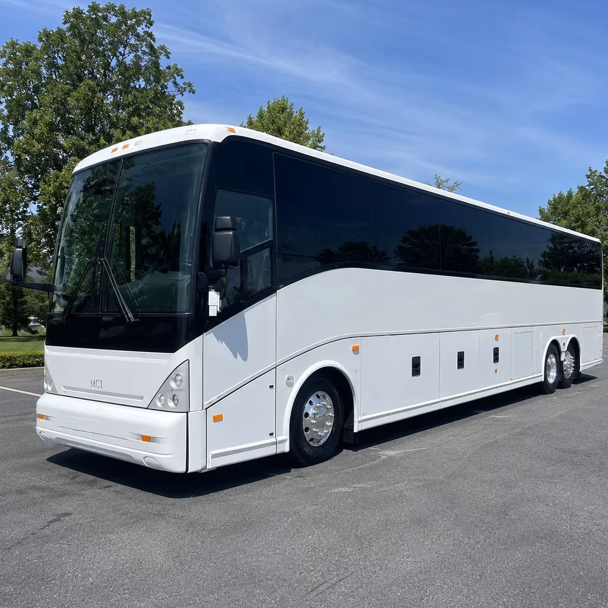 charterbuscolumbia com makes it possible to compare dod ready charter buses for columbia s defense community