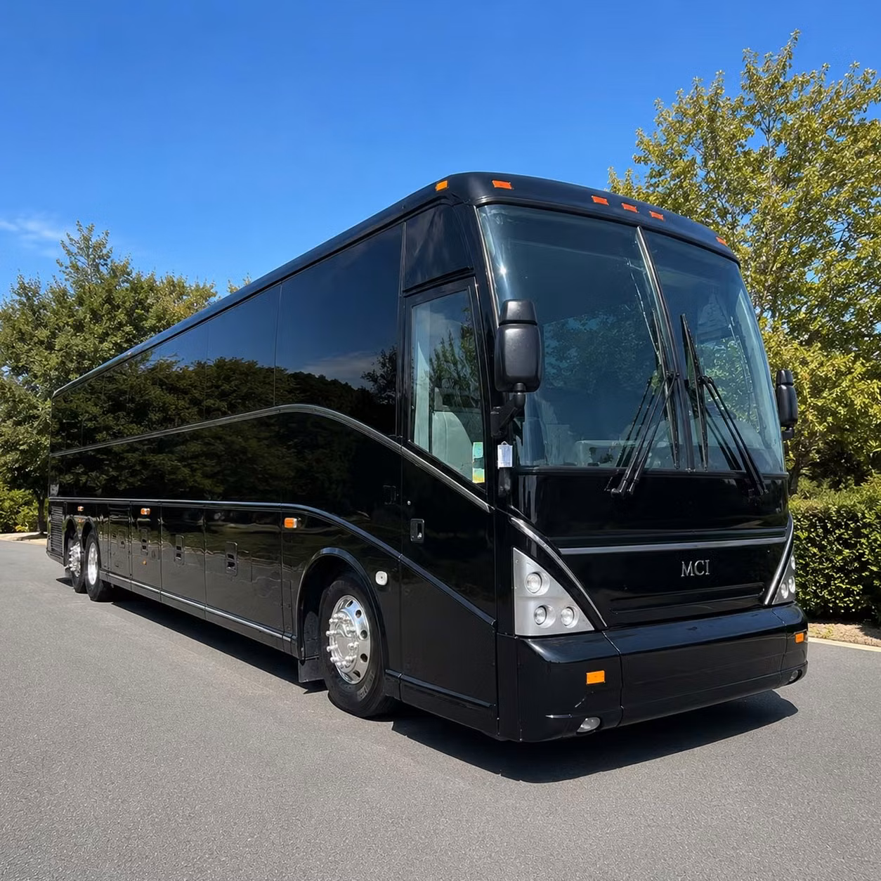 columbia charter bus rental exterior