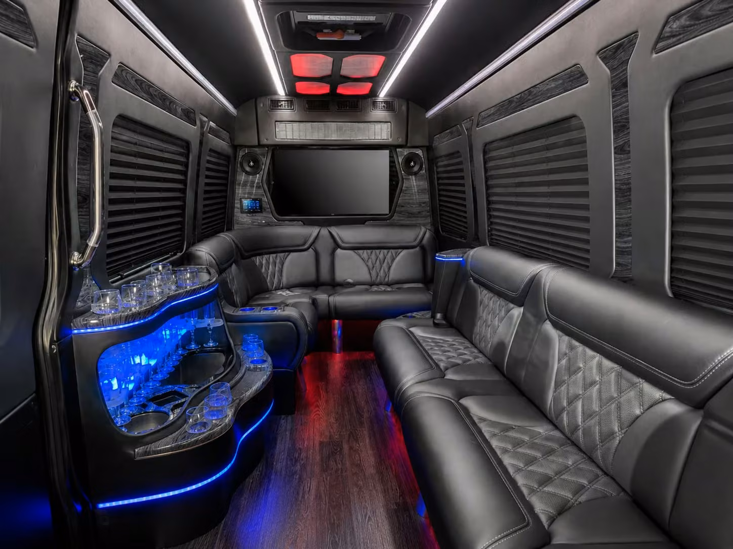 it s easy to book compliant professional bus rentals for columbia law enforcement emergency management groups
