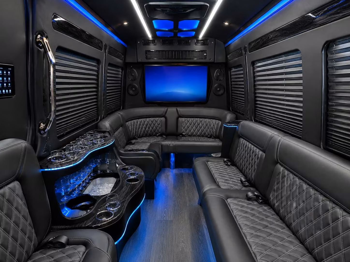 with so many columbia prom venues the right transportation makes all the difference